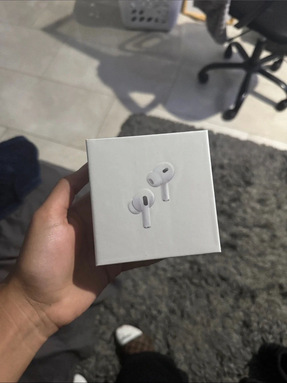Apple White True Wireless Earbuds with Charging Case